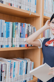 肚子里撑出他的形状